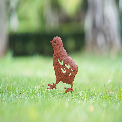 Outdoor Ground Metal Mini Decorative Garden Classical Chick Stake