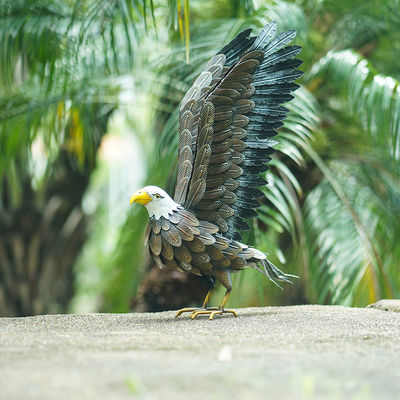 Small Metal Eagle Garden Ornament Statue Lightweight And Vivid