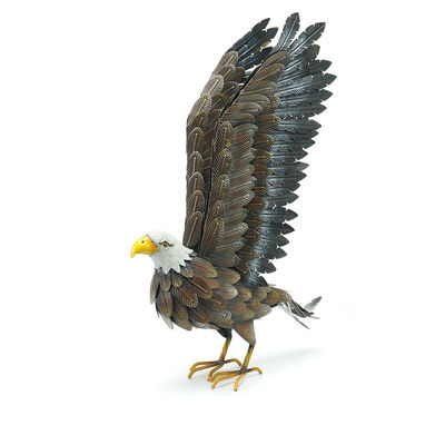 Small Metal Eagle Garden Ornament Statue Lightweight And Vivid
